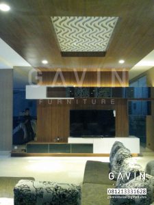 Backdrop TV minimalis finishing HPL